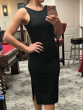 Sleeveless Black Midi Dress with Side Slit